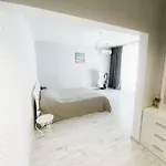 Gnezdo